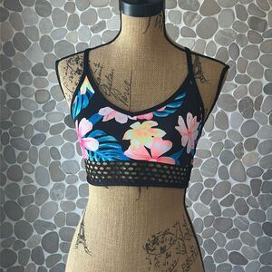 NWOT PINK Ultimate bikini/sports bra – size small